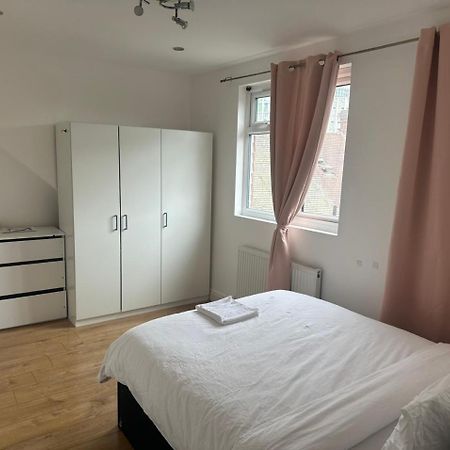 Tran Uk Homestay Londres Exterior foto